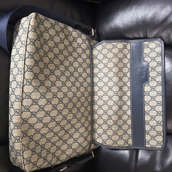 Ophidia Tess embellished leather-trimmed printed coated-canvas shoulder bag - Picture 4 of 7